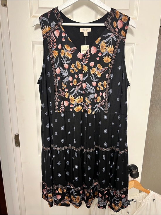 Style & Co. Dresses & Skirts - Style & Co. Black Floral Tiered V-Neck Sleeveless Dress